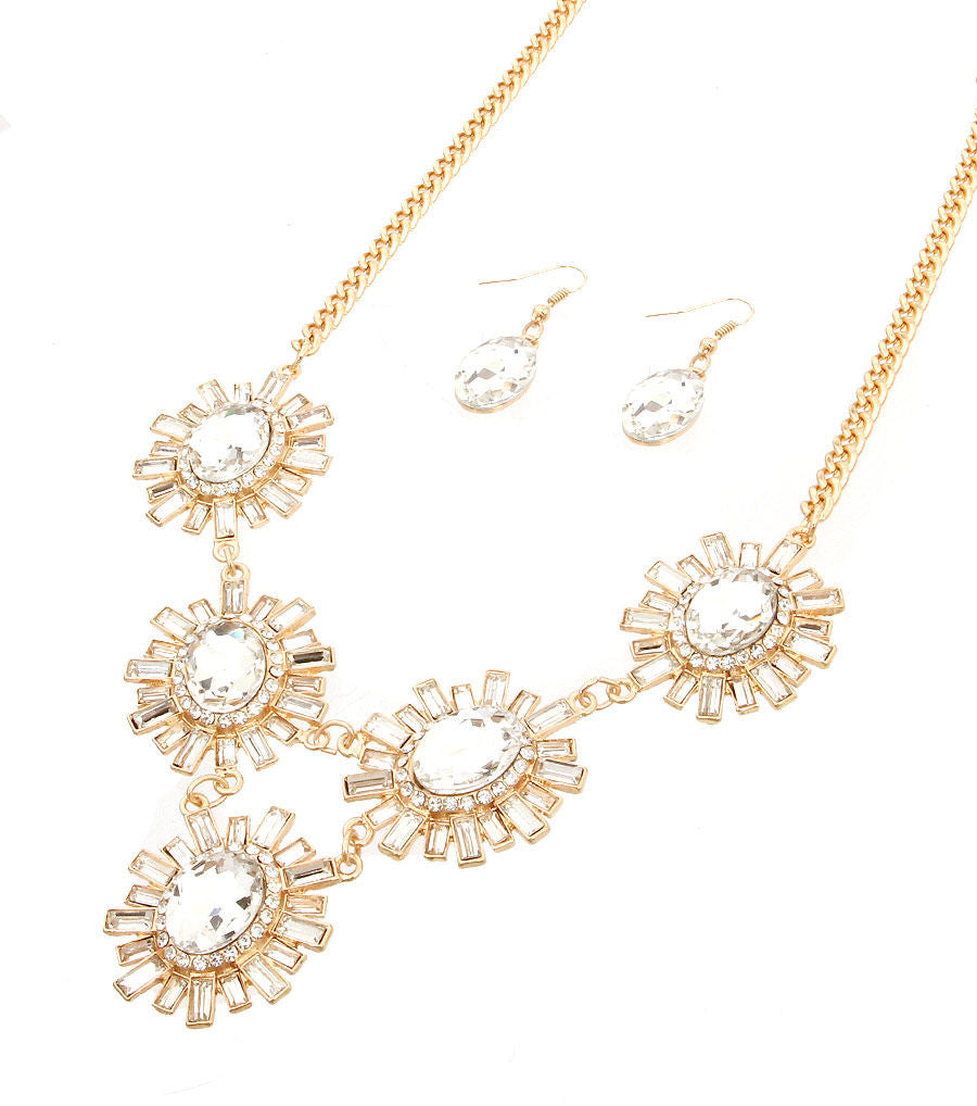 Clear Flower Pendant Necklace Set